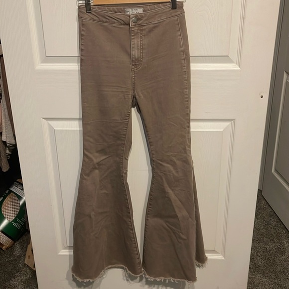 Free People Just Float On Flare Jeans - Picture 1 of 4